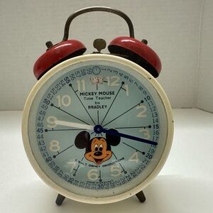 Vintage Disney Mickey Mouse Time Teacher 5" Double Bell Alarm Clock